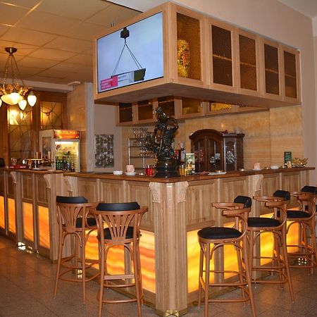 Hotel Posta ジェチーン エクステリア 写真