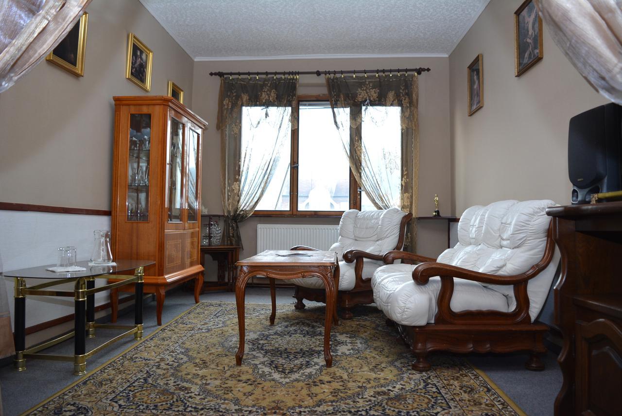 Hotel Posta ジェチーン エクステリア 写真